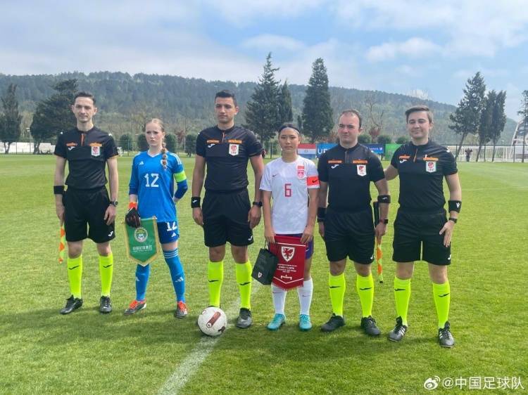欧足联U16女足国际邀请赛首战：中国U15女足选拔队4-1威尔士队 